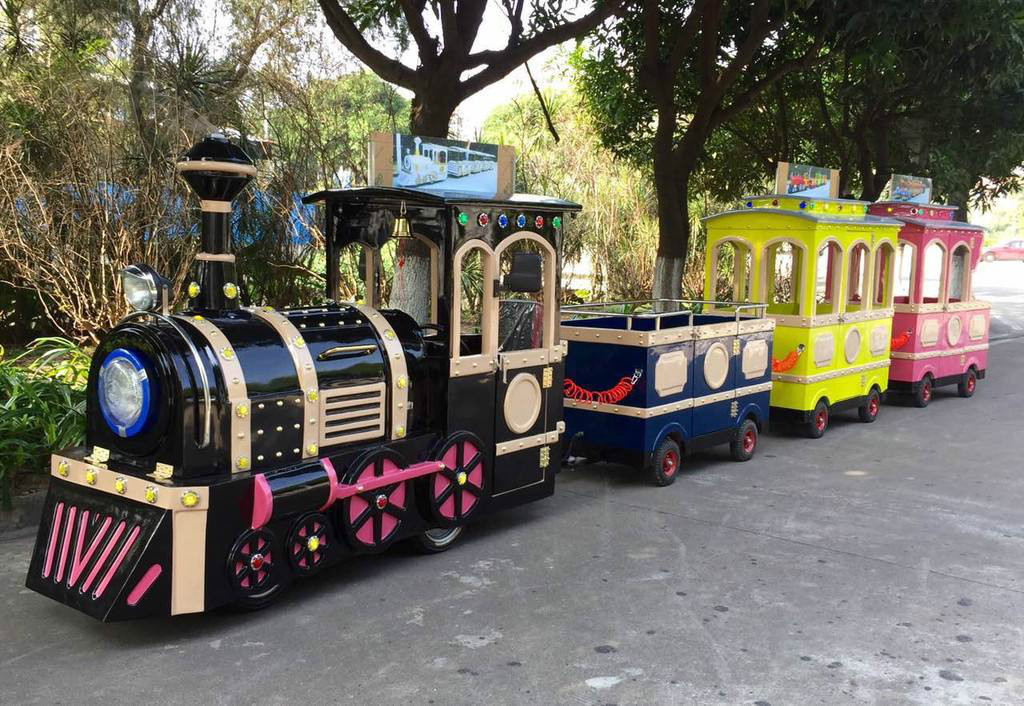 大渡口景区广商场无轨观光小火车电动儿童游乐设备小火车可坐人户外玩具